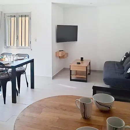 Appartement T2 Cosy Front De Avec Accès Direct à La *
